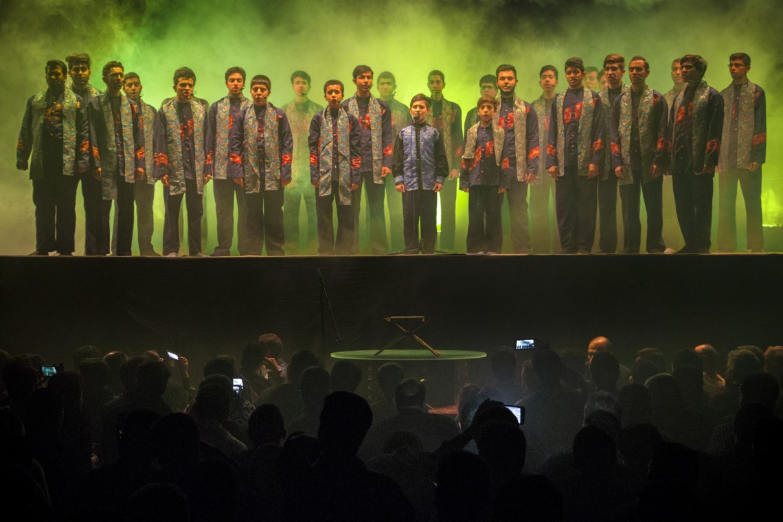 سوگواره پنجم-عکس 35-محمد حسين دهقاني-جلسه هیأت فضای بیرونی