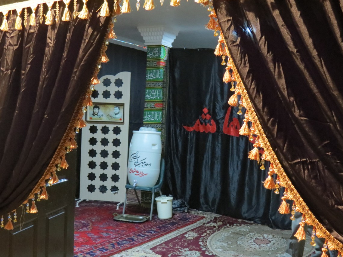 سوگواره چهارم-عکس 8-javad hamzei-جلسه هیأت فضای داخلی