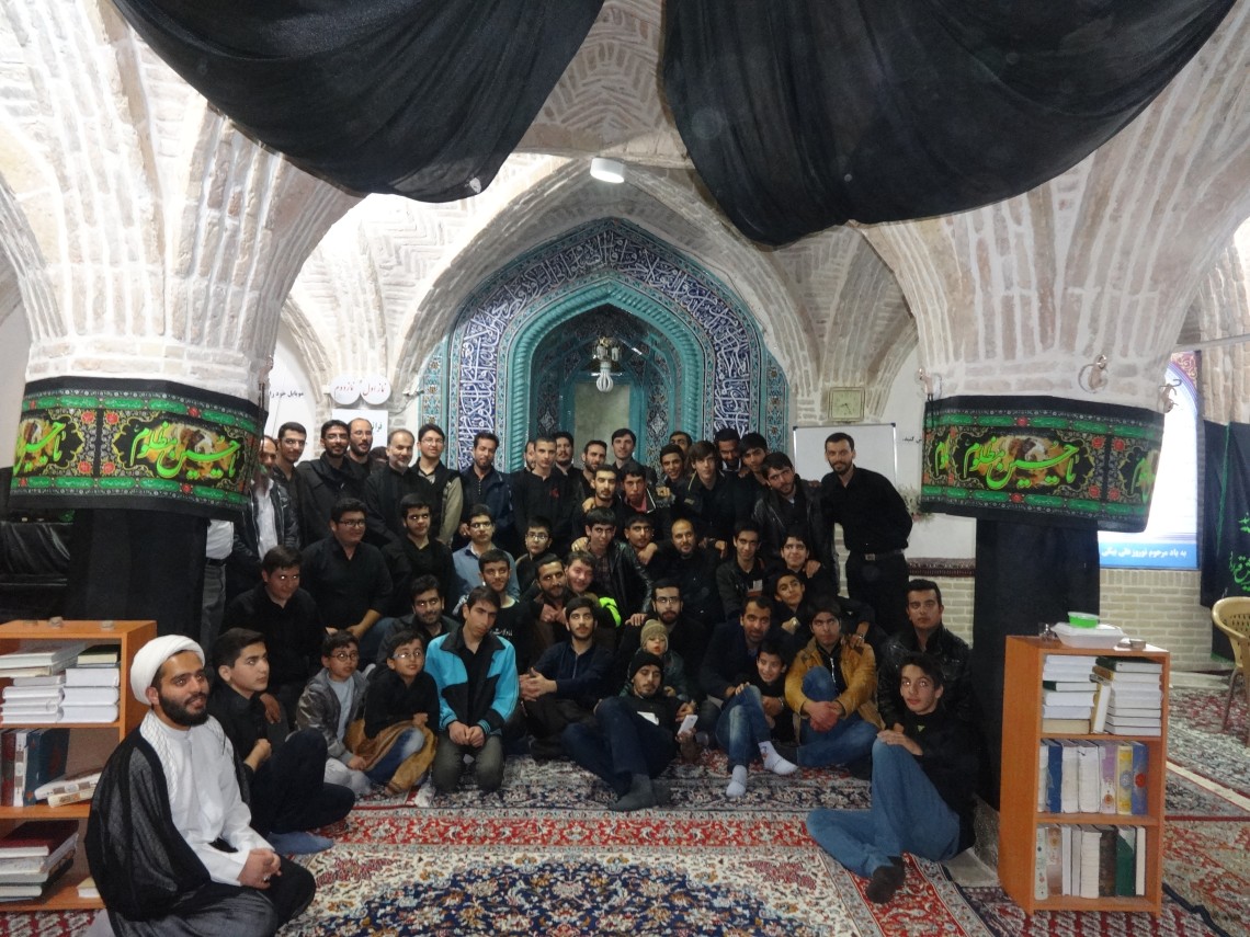 سوگواره چهارم-عکس 36-محمد شارقی-جلسه هیأت یادبود