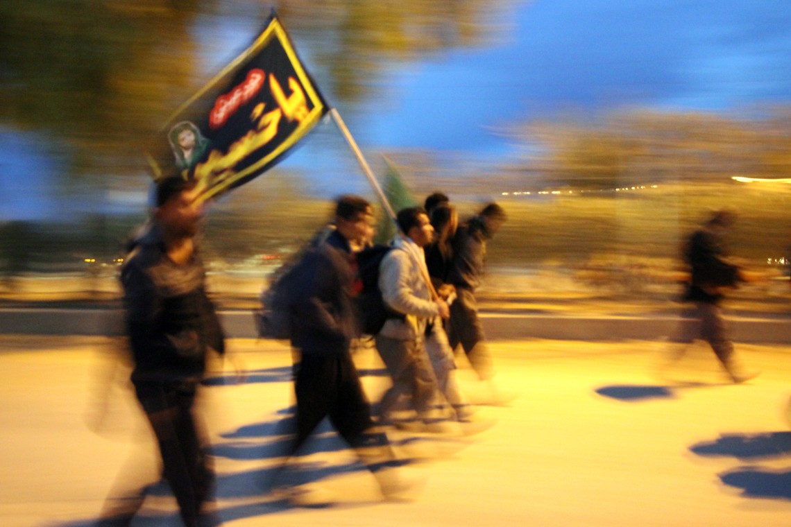 سوگواره چهارم-عکس 25-سعید کرمی-پیاده روی اربعین از نجف تا کربلا