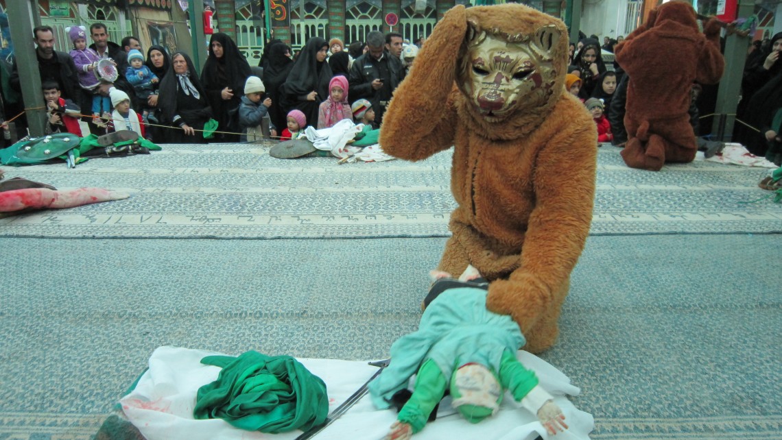 سوگواره چهارم-عکس 19-احمد هاشمیان-آیین های عزاداری