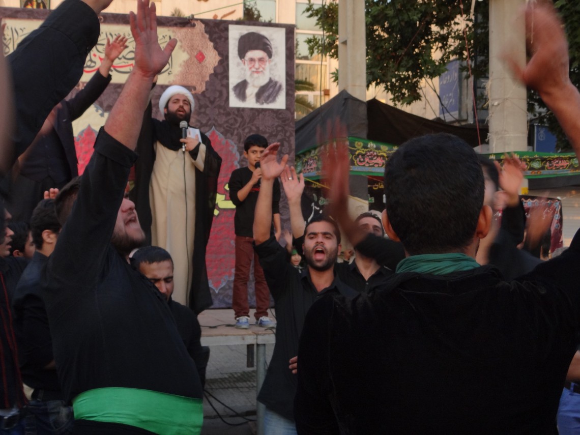 سوگواره چهارم-عکس 5-صادق قلیچ لی-جلسه هیأت فضای داخلی