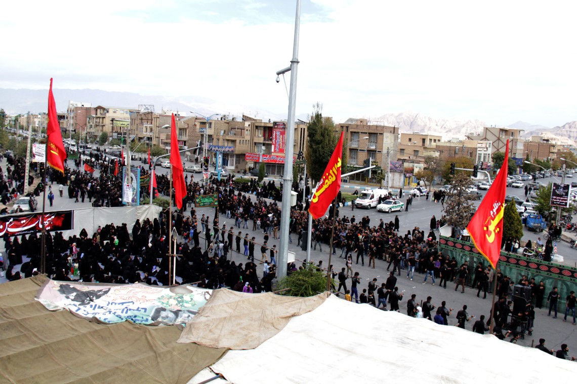 سوگواره دوم-عکس 7-محمد جعفری-جلسه هیأت فضای بیرونی 