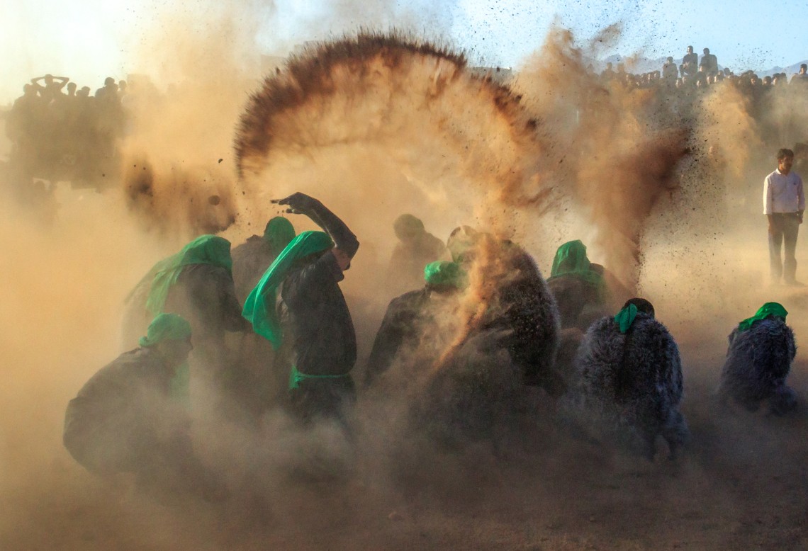 فراخوان ششمین سوگواره عاشورایی عکس هیأت-رسول مختاری-بخش اصلی -جلسه هیأت