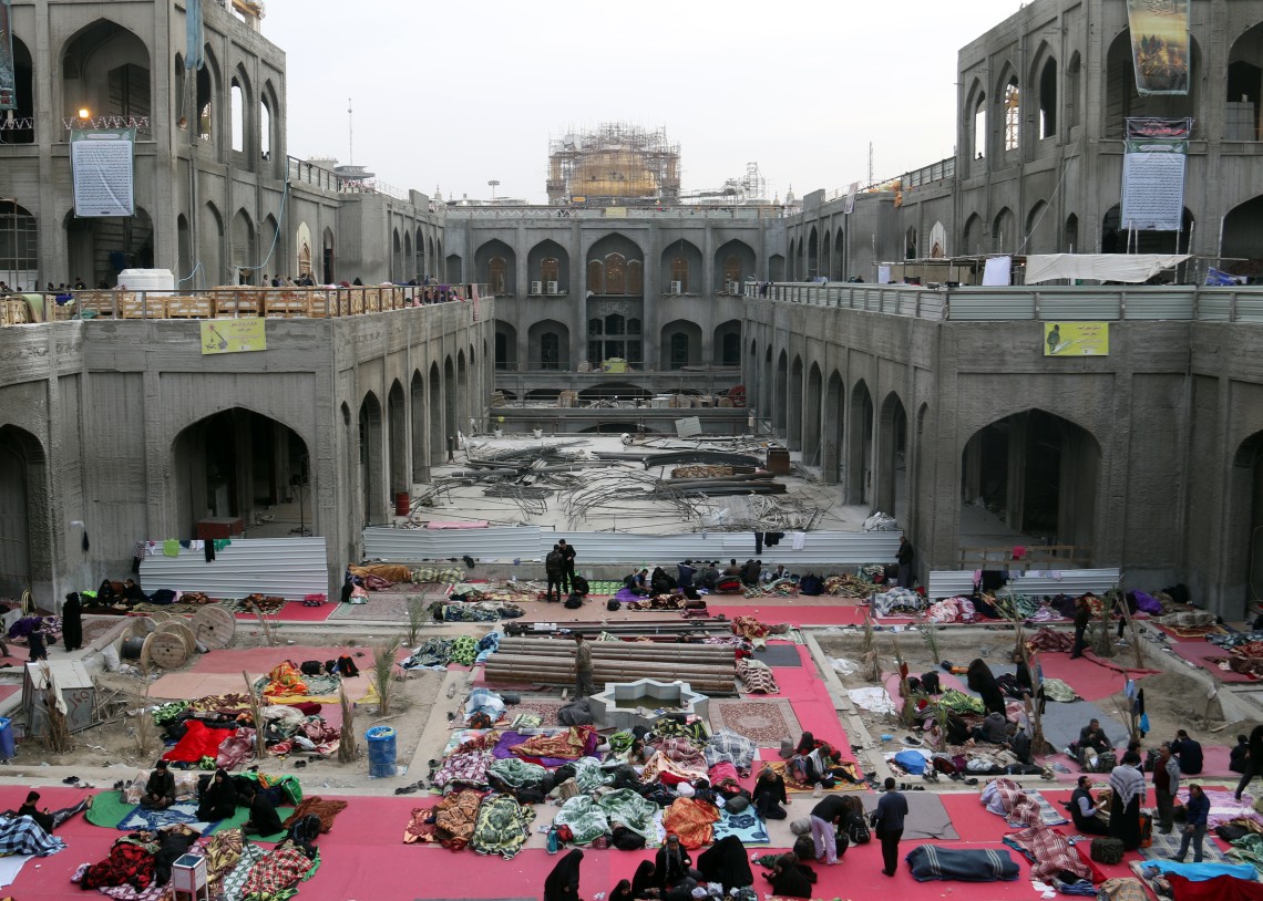 سوگواره پنجم-عکس 101-رسول مختاری-پیاده روی اربعین از نجف تا کربلا