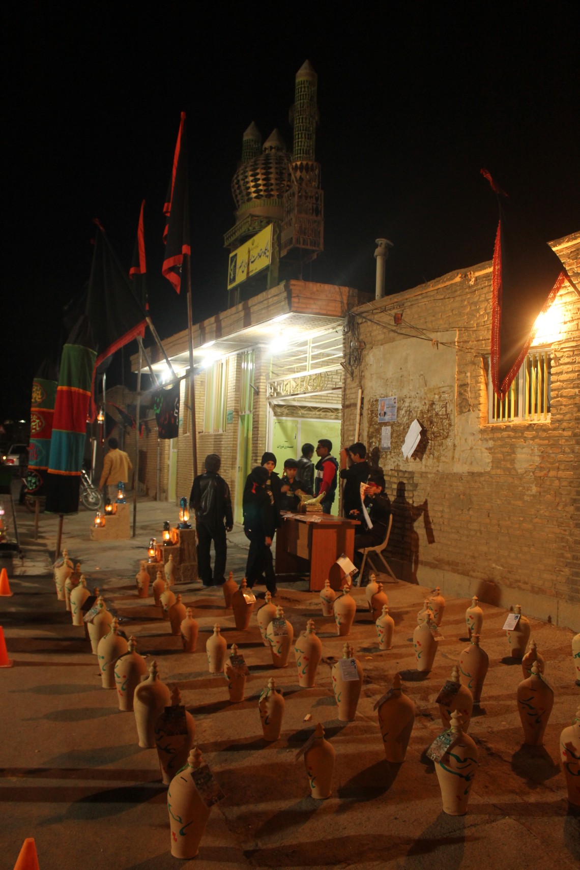 سوگواره چهارم-عکس 5-امیرمحمد نوشاد-جلسه هیأت فضای بیرونی