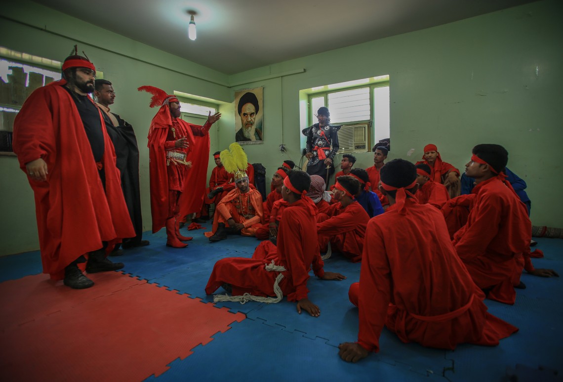 سوگواره پنجم-عکس 25-محسن  کابلی-جلسه هیأت فضای بیرونی