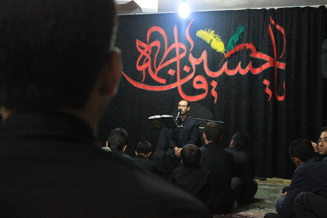 سوگواره چهارم-عکس 10-محمدرضا غلامی-جلسه هیأت فضای داخلی