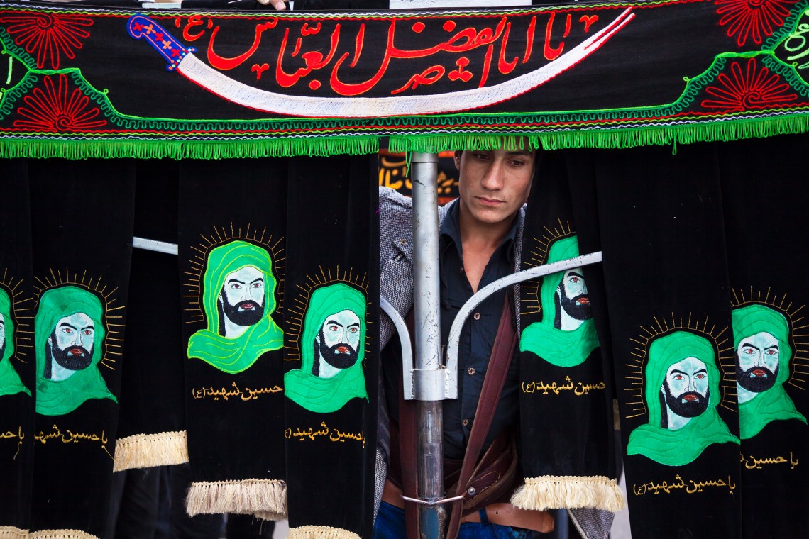 فراخوان ششمین سوگواره عاشورایی عکس هیأت-سید محمدصادق حسینی-بخش اصلی -جلسه هیأت