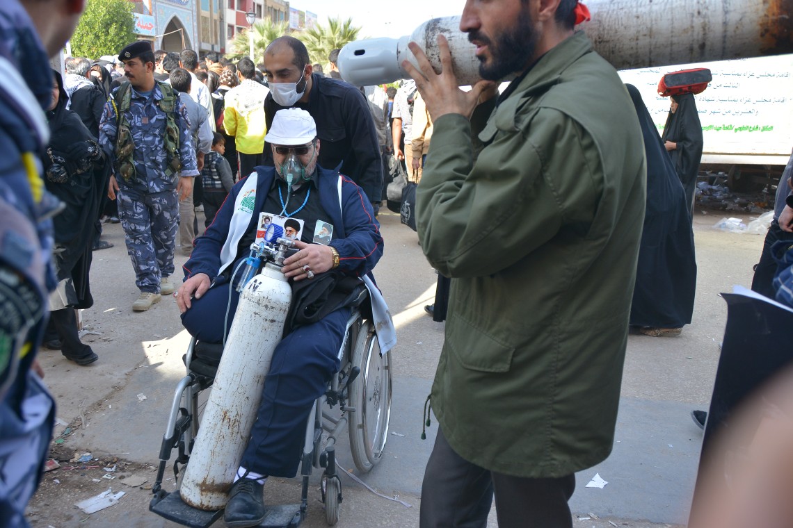 سوگواره چهارم-عکس 15-مهرداد  حسنی-پیاده روی اربعین از نجف تا کربلا