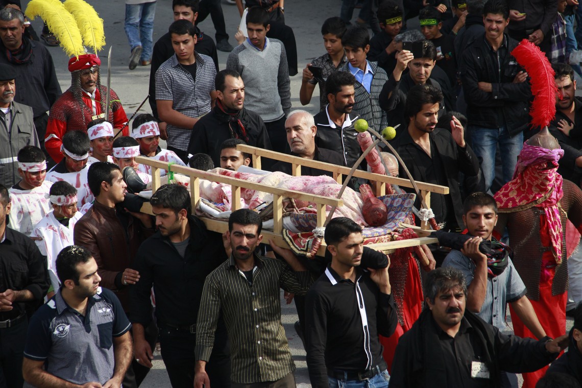 سوگواره چهارم-عکس 14-مسلم پورشمسی-آیین های عزاداری