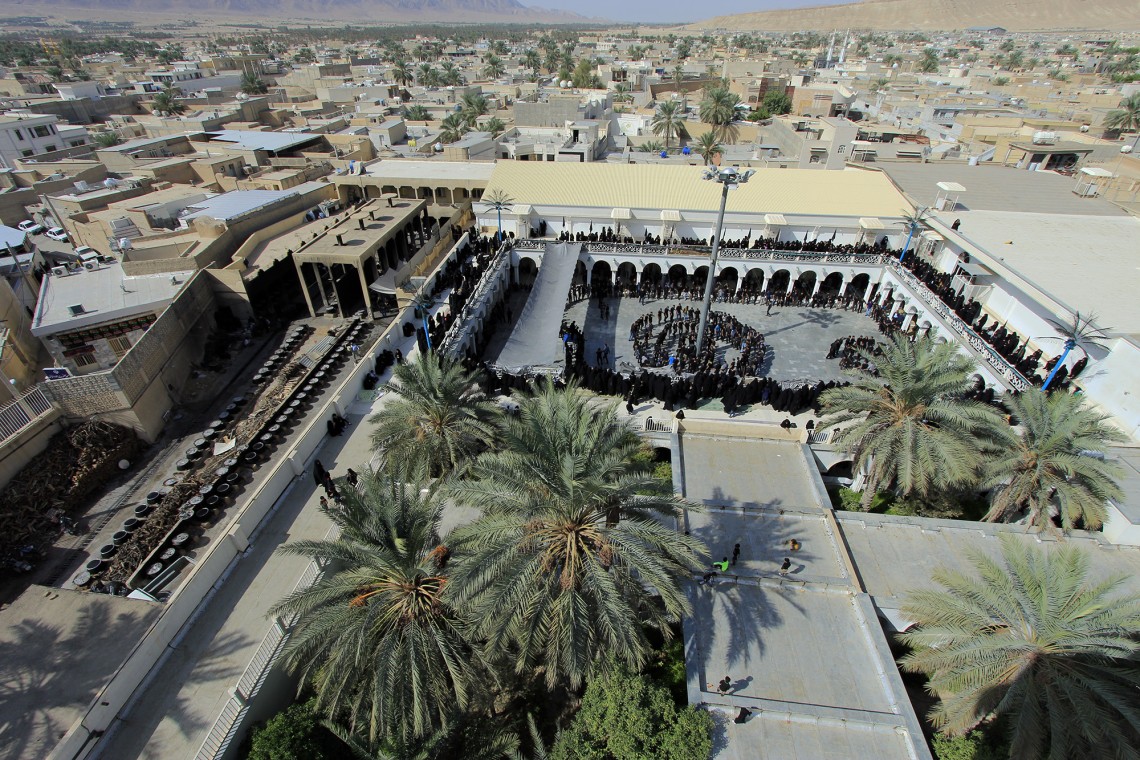 سوگواره چهارم-عکس 17-مسلم پورشمسی-جلسه هیأت فضای بیرونی