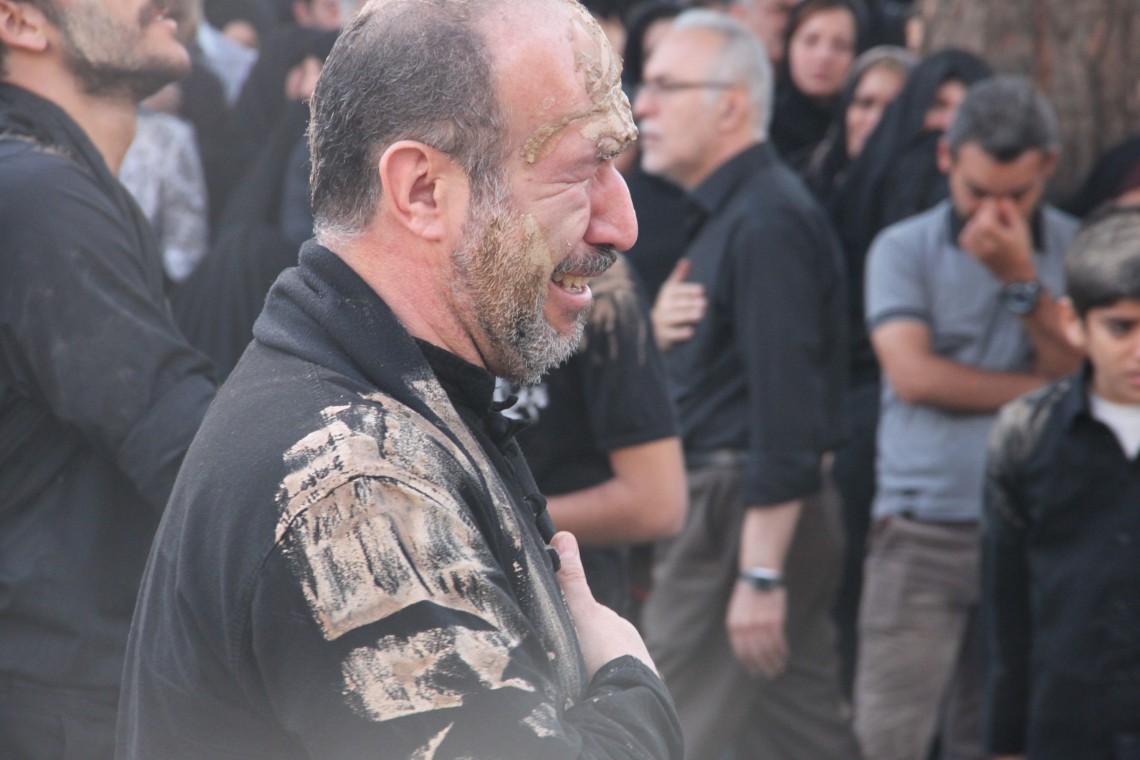 سوگواره چهارم-عکس 22-حنانه خالقی-آیین های عزاداری