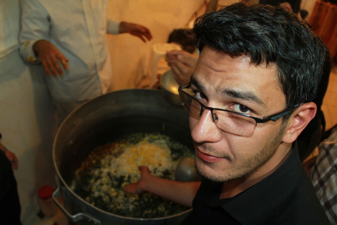 سوگواره چهارم-عکس 16-حامد اله وردی-جلسه هیأت فضای بیرونی