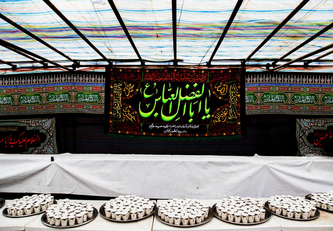 سوگواره چهارم-عکس 2-احسان کمالی-جلسه هیأت فضای بیرونی