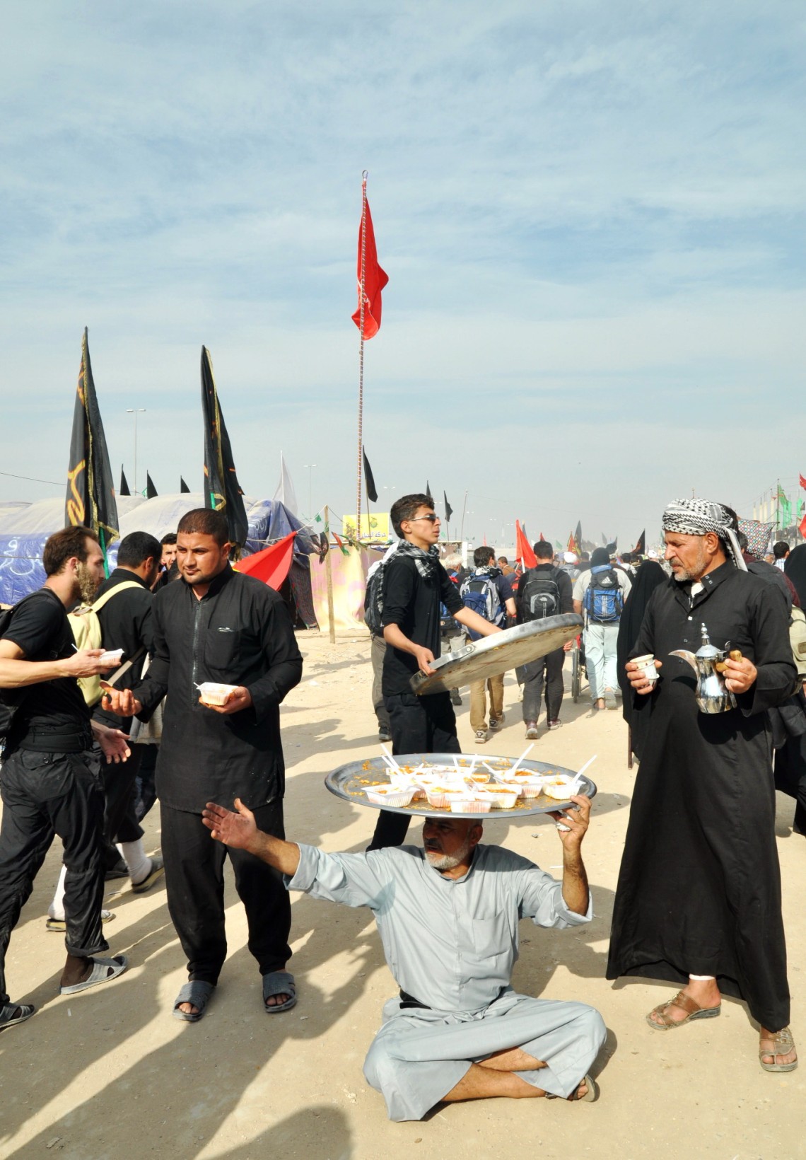 سوگواره چهارم-عکس 37-محمد علیپور شهیر-پیاده روی اربعین از نجف تا کربلا