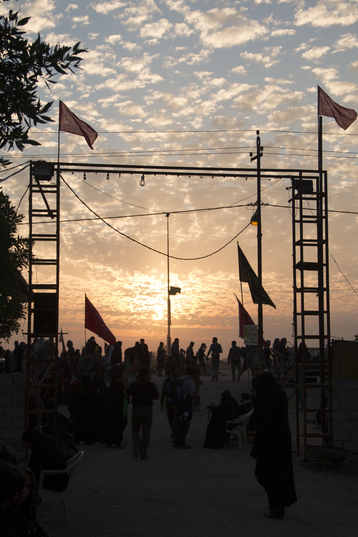 سوگواره چهارم-عکس 15-حسین نظرعلی-پیاده روی اربعین از نجف تا کربلا