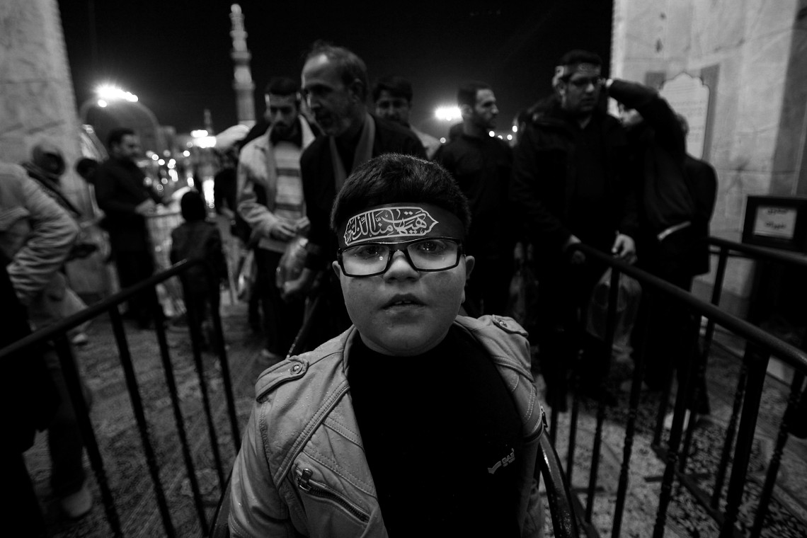 سوگواره چهارم-عکس 43-عبدالحسین بدرلو-جلسه هیأت فضای بیرونی