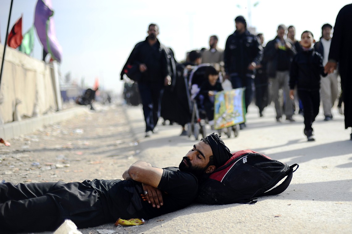 سوگواره چهارم-عکس 2-محمد محسنی-پیاده روی اربعین از نجف تا کربلا