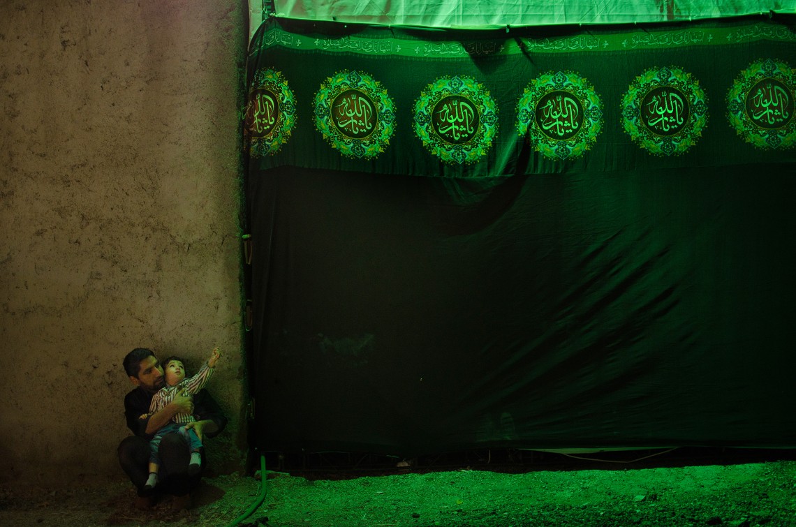 سوگواره چهارم-عکس 15-مرضیه حیدرزاده-جلسه هیأت فضای بیرونی