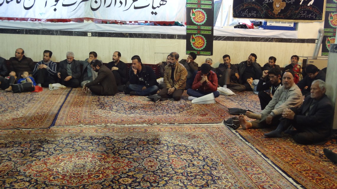 سوگواره چهارم-عکس 1-ابوالفضل علي بلندي-جلسه هیأت فضای داخلی