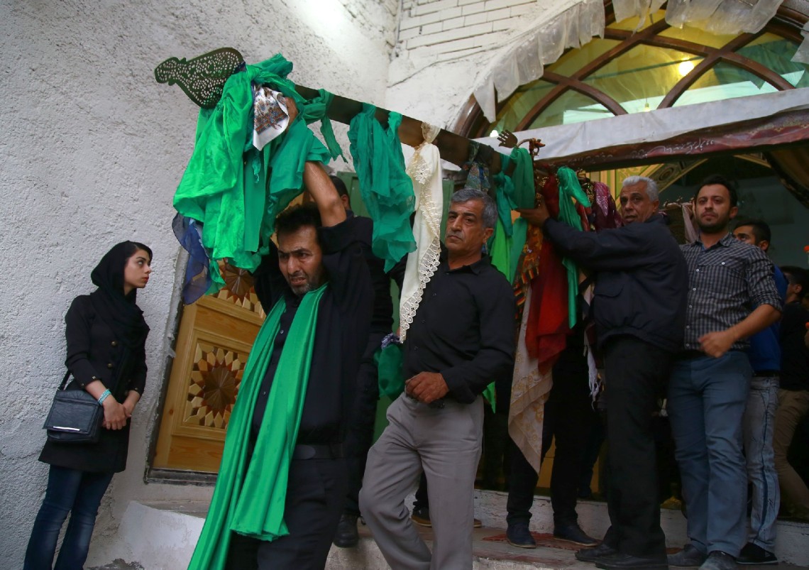 سوگواره چهارم-عکس 15-مهرنوش رضوانی-آیین های عزاداری