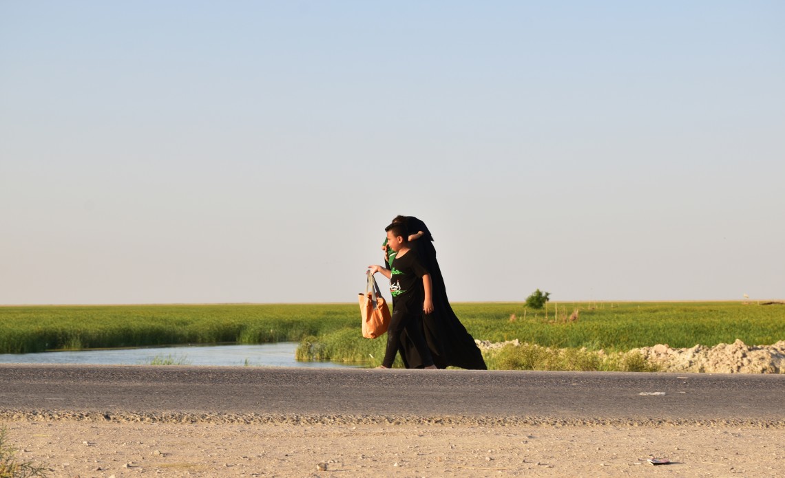 یازدهمین سوگواره عاشورایی عکس هیأت-محمدرضا ایزدی-بخش ویژه-پیاده‌روی اربعین حسینی(تک عکس)