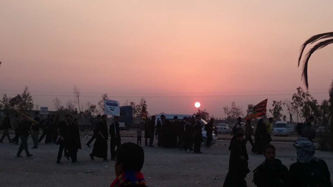 سوگواره چهارم-عکس 3-بهزاد فرزانه خواه-پیاده روی اربعین از نجف تا کربلا