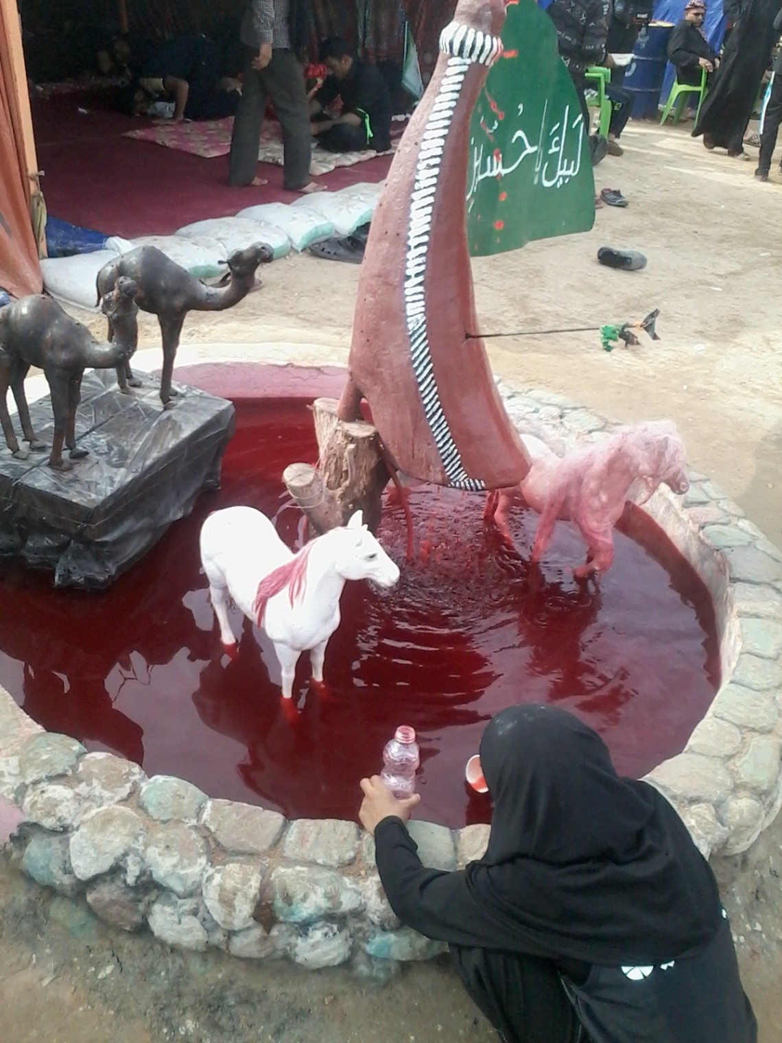 سوگواره چهارم-عکس 2-عابدین زارع-پیاده روی اربعین از نجف تا کربلا