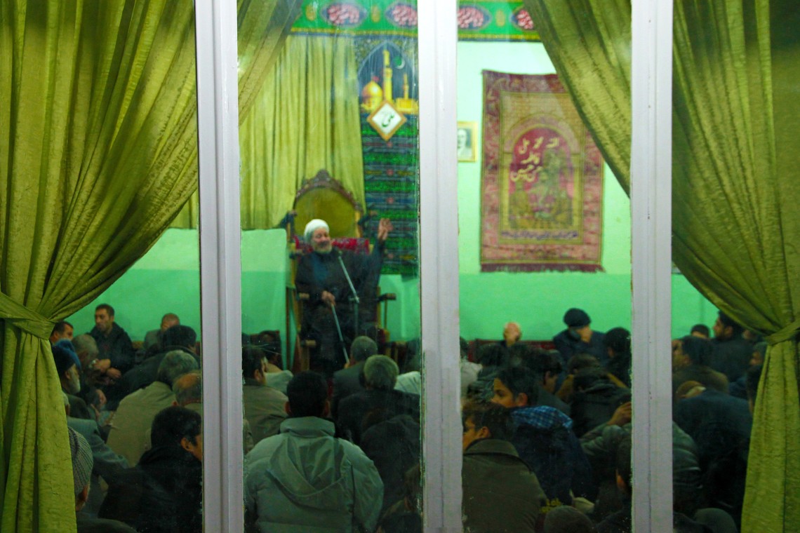 سوگواره پنجم-عکس 85-سلیمان گلی-جلسه هیأت