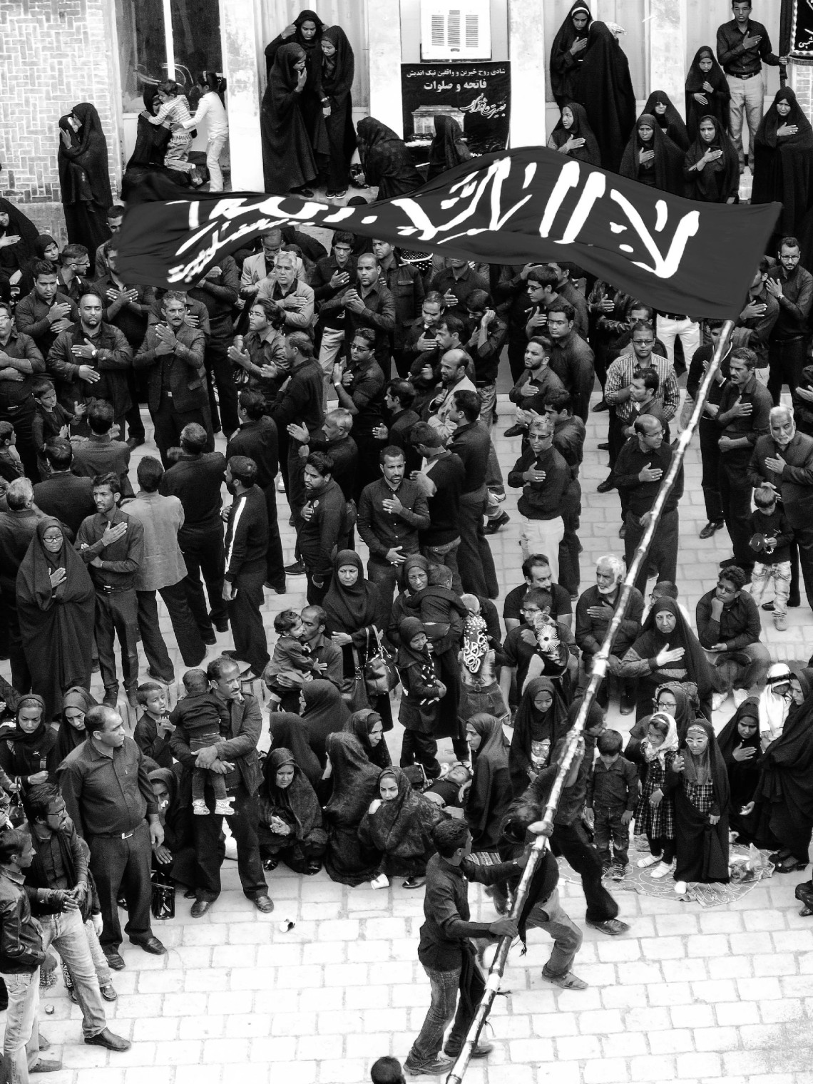 سوگواره چهارم-عکس 16-محمدرضا  خسروی چاهک -جلسه هیأت فضای داخلی