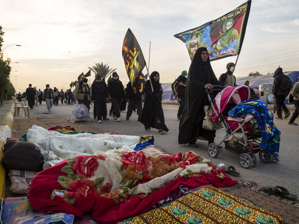 سوگواره پنجم-عکس 35-علی تیموری-پیاده روی اربعین از نجف تا کربلا