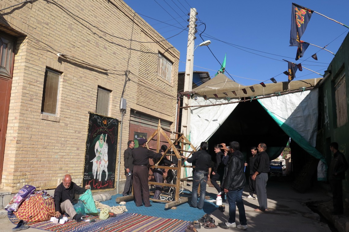 سوگواره چهارم-عکس 45-سیدمحسن سجادی-جلسه هیأت فضای بیرونی