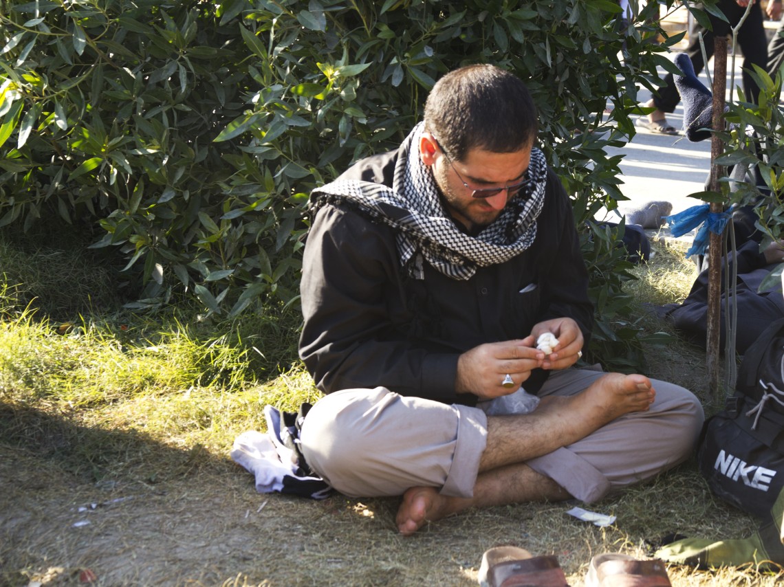 سوگواره دوم-عکس 1-فاطمه عابدی-پیاده روی اربعین از نجف تا کربلا