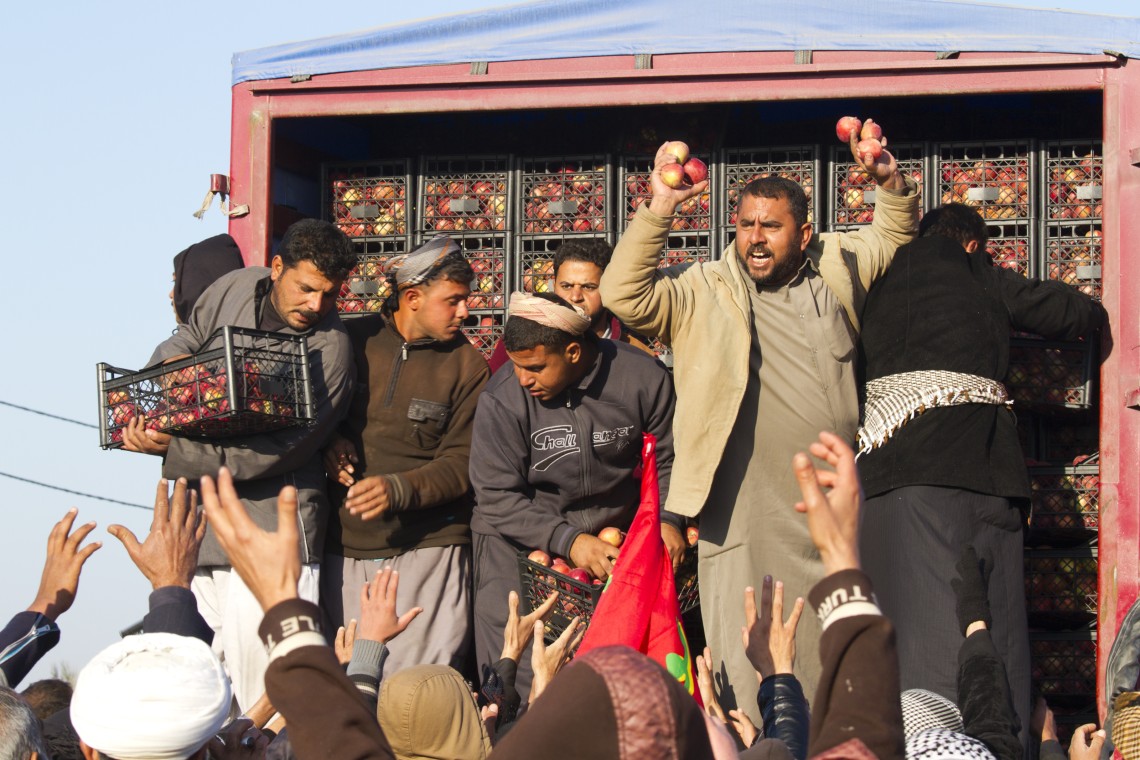 سوگواره دوم-عکس 9-فاطمه عابدی-پیاده روی اربعین از نجف تا کربلا