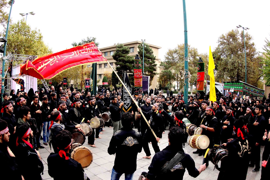 سوگواره دوم-عکس 13-عبدالمجید قوامی-جلسه هیأت فضای داخلی