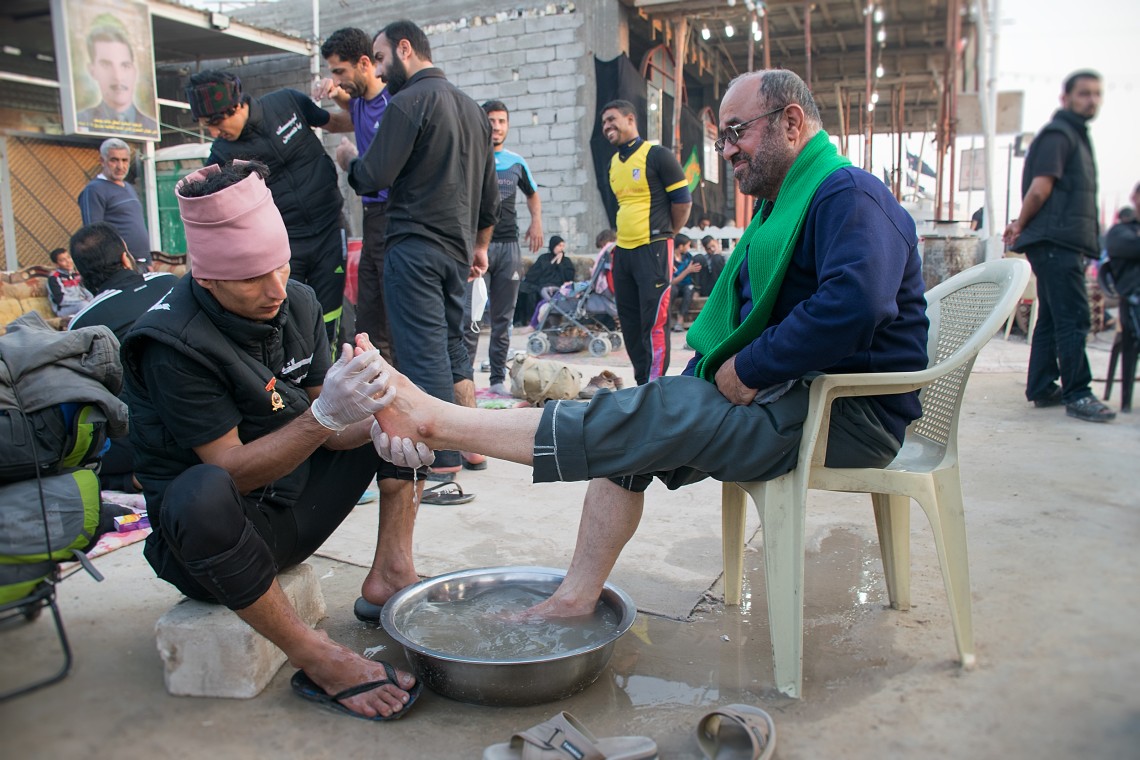 سوگواره چهارم-عکس 2-عبدالمجید اکبری-پیاده روی اربعین از نجف تا کربلا