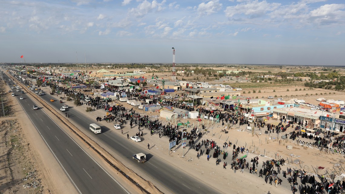 سوگواره چهارم-عکس 9-سید احسان  باقری-پیاده روی اربعین از نجف تا کربلا