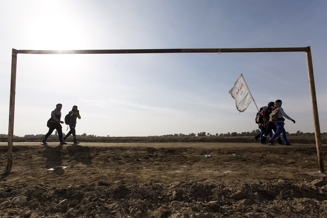 سوگواره پنجم-عکس 14-وحید بیات-پیاده روی اربعین از نجف تا کربلا