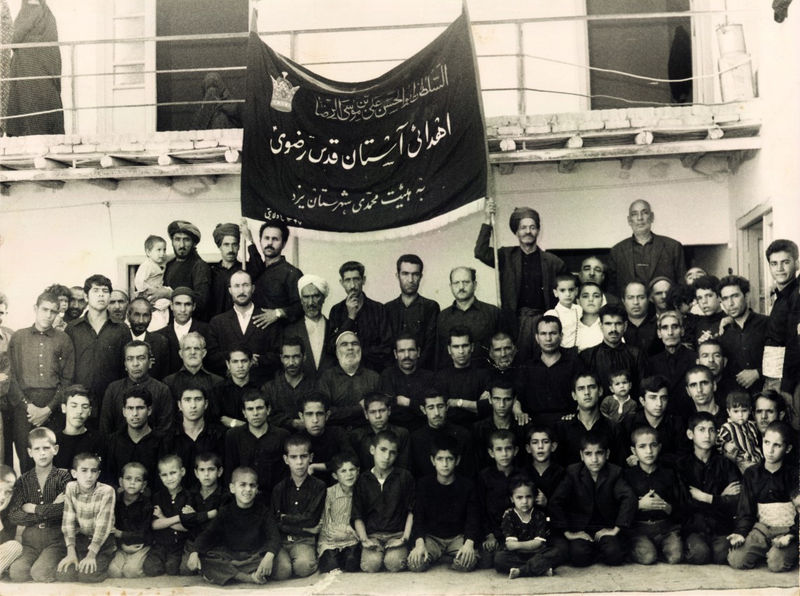 سوگواره چهارم-عکس 2-جواد فارغ- جلسه هیأت قدیمی کهن