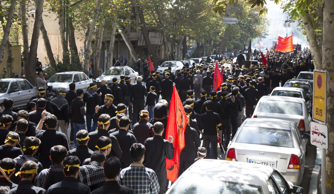 سوگواره پنجم-عکس 9-حبیب الله نوروزیان-جلسه هیأت فضای بیرونی