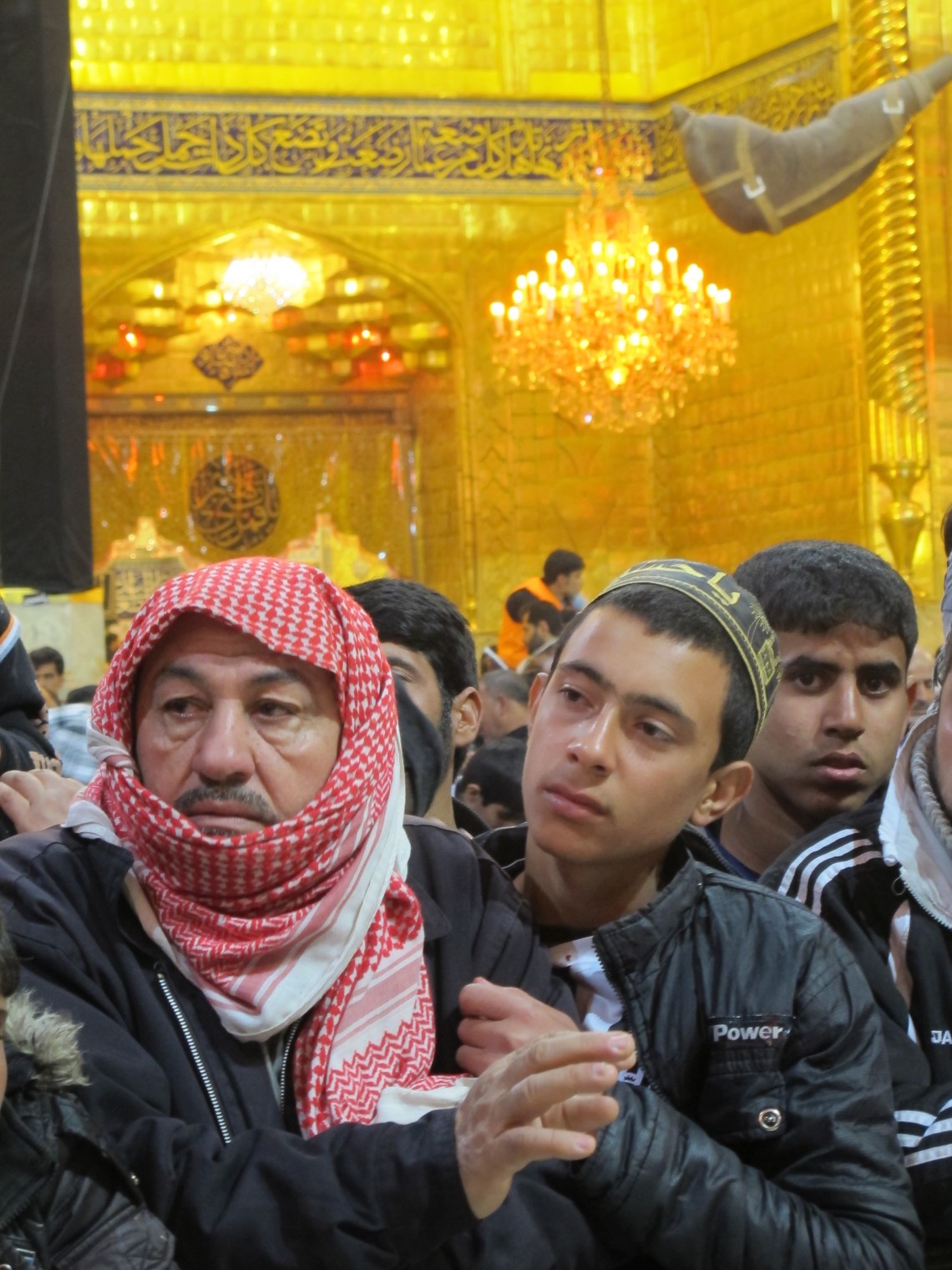 سوگواره دوم-عکس 3-علیرضا حصارکی-پیاده روی اربعین از نجف تا کربلا