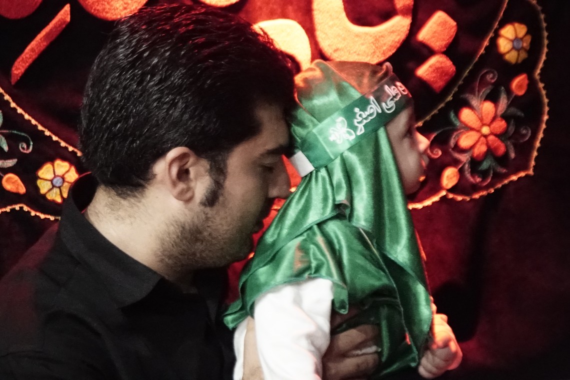 سوگواره پنجم-عکس 7-علی رحیمی-جلسه هیأت فضای بیرونی