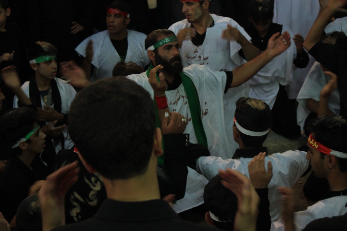 فراخوان ششمین سوگواره عاشورایی عکس هیأت-امیرحسین حسینی-بخش اصلی -جلسه هیأت