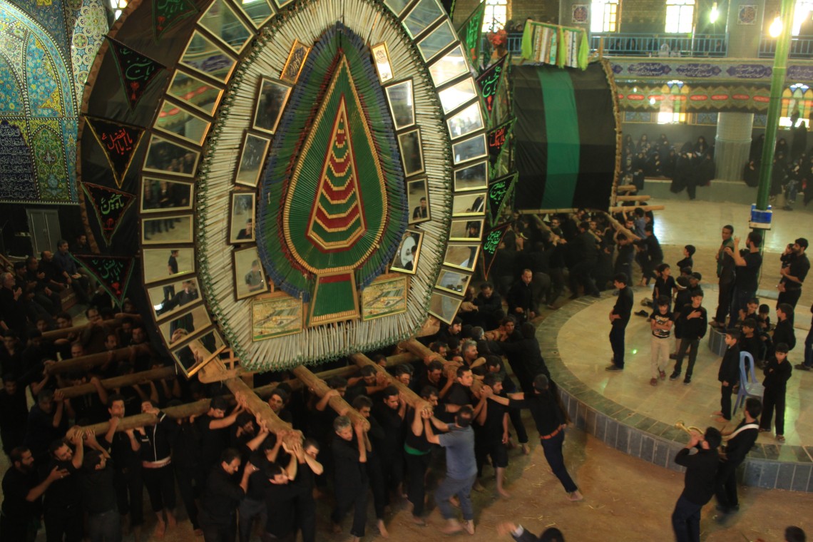 فراخوان ششمین سوگواره عاشورایی عکس هیأت-امیرحسین حسینی-بخش اصلی -جلسه هیأت