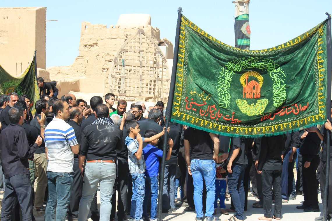 فراخوان ششمین سوگواره عاشورایی عکس هیأت-امیرحسین حسینی-بخش اصلی -جلسه هیأت