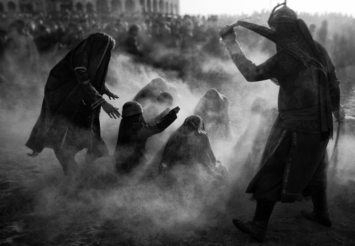 سوگواره پنجم-عکس 2-مهدی  ناظری-جلسه هیأت فضای بیرونی