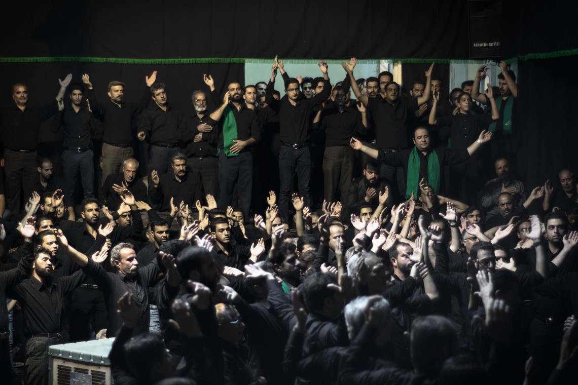 سوگواره پنجم-عکس 4-مهدی مرادی-جلسه هیأت فضای بیرونی