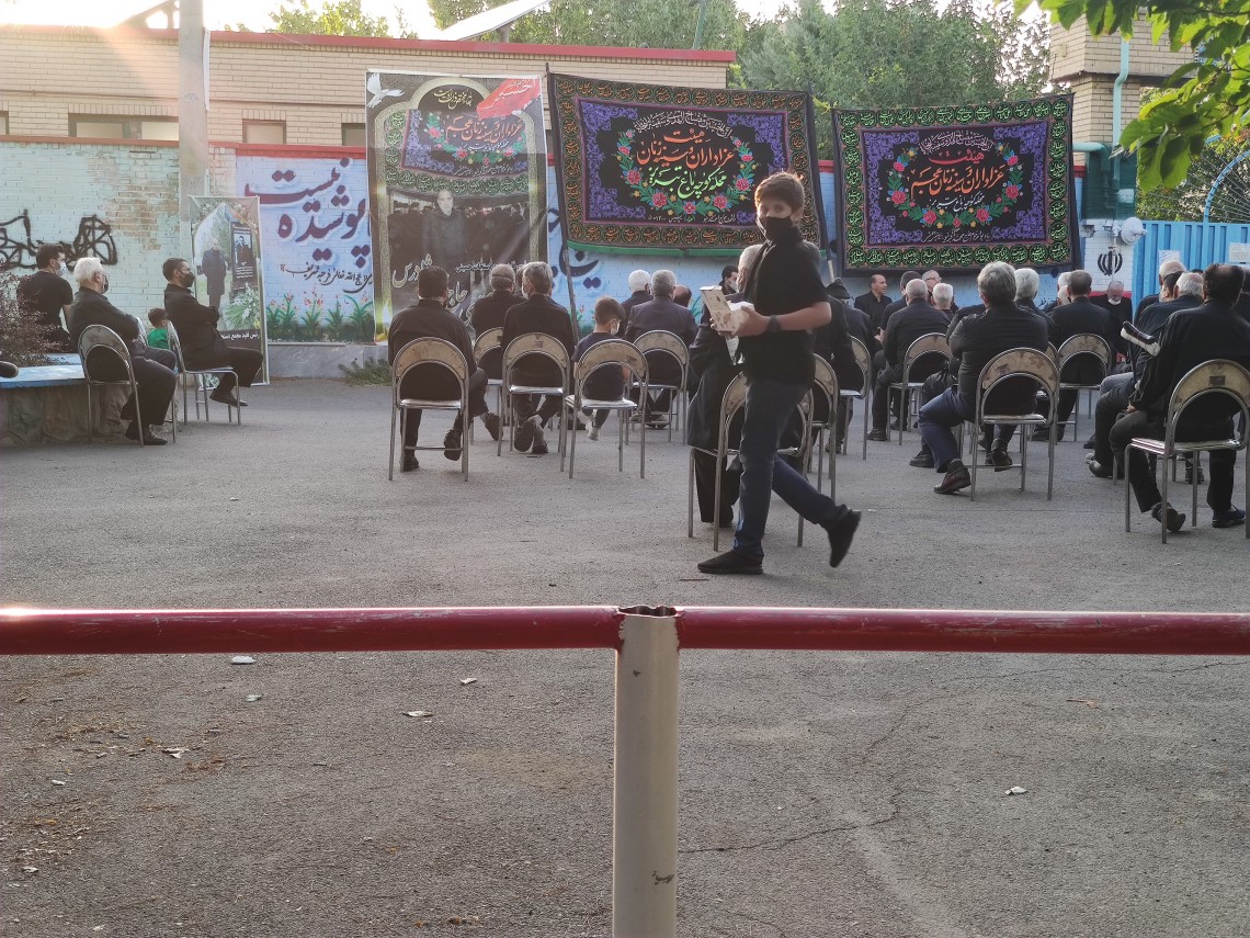 دهمین سوگواره عاشورایی عکس هیأت-هانیه لزیری-مجالس احیای امراهل‌البیت علیهم‌السلام تک عکس-موبایلی