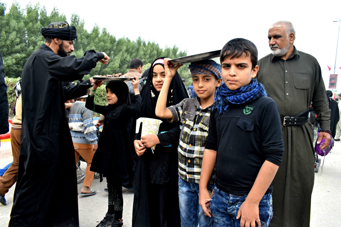 سوگواره پنجم-عکس 25-محمد حسین صادقی-پیاده روی اربعین از نجف تا کربلا